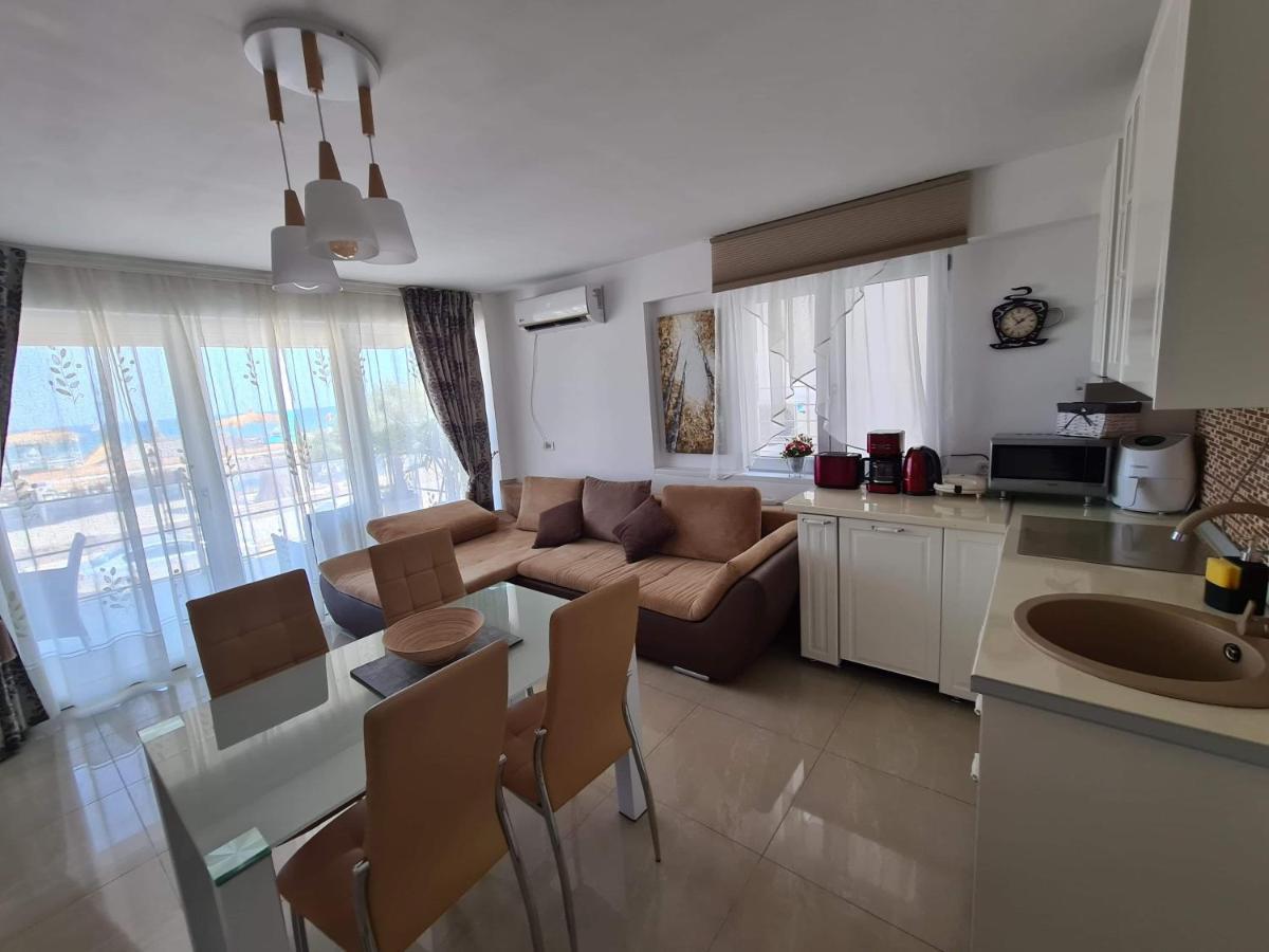 Briza pe promenada Apartment Navodari Bagian luar foto
