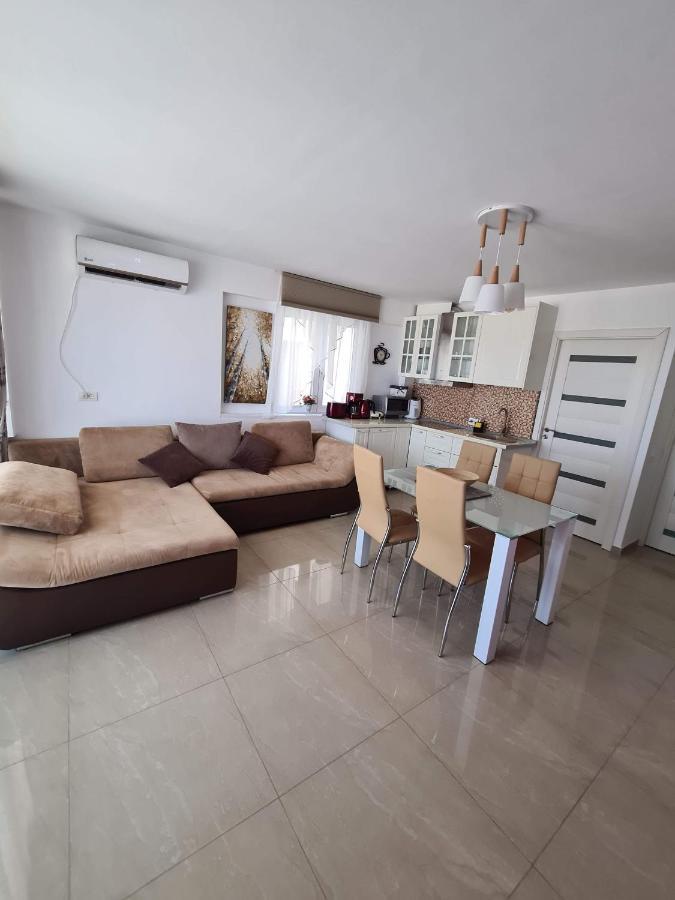Briza pe promenada Apartment Navodari Bagian luar foto