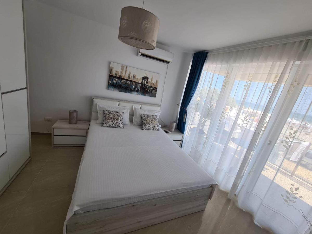 Briza pe promenada Apartment Navodari Bagian luar foto