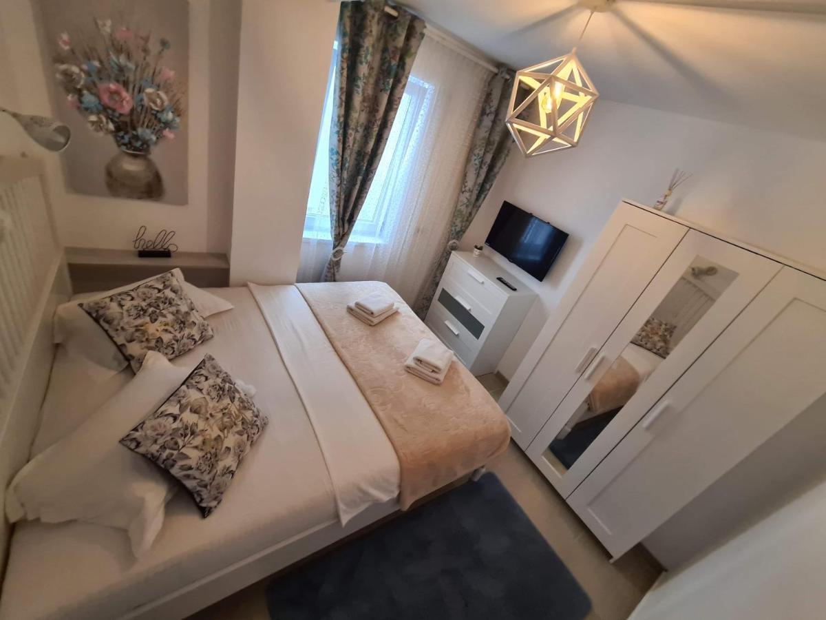 Briza pe promenada Apartment Navodari Bagian luar foto