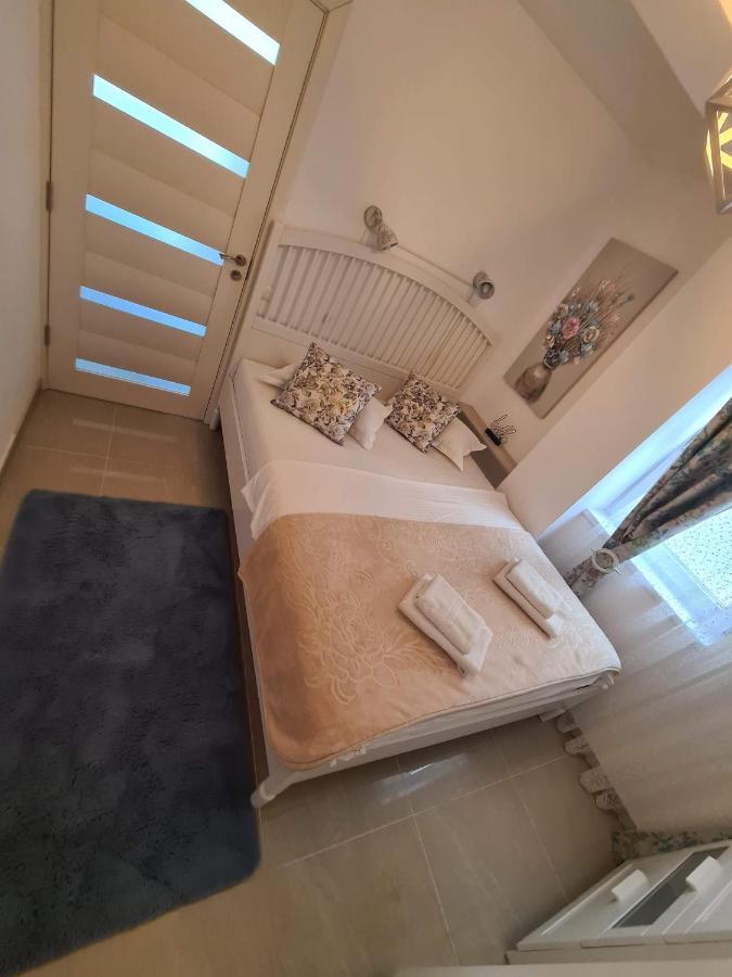 Briza pe promenada Apartment Navodari Bagian luar foto