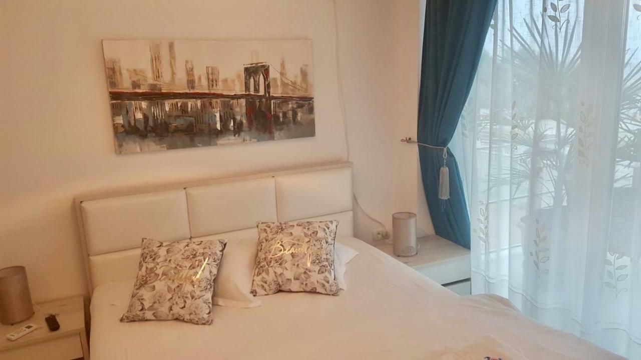 Briza pe promenada Apartment Navodari Bagian luar foto